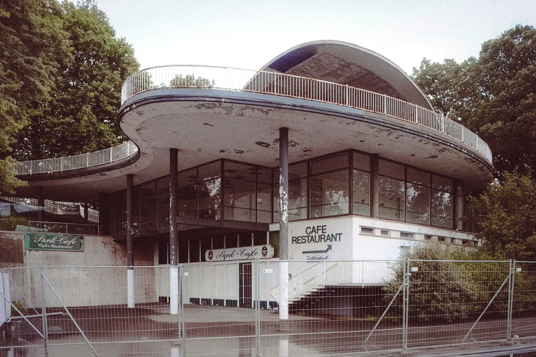 PARK_Cafe_History_1980_01